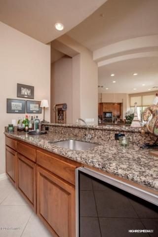 1050 Square feet Flat / Apartment for Rent in E-11, Islamabad - photo 2