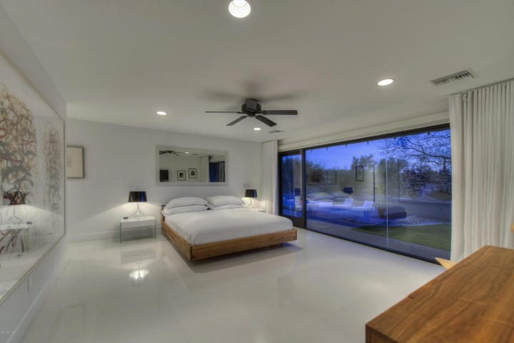 10 Marla House for Rent in Citi Housing, Faisalabad - photo 3